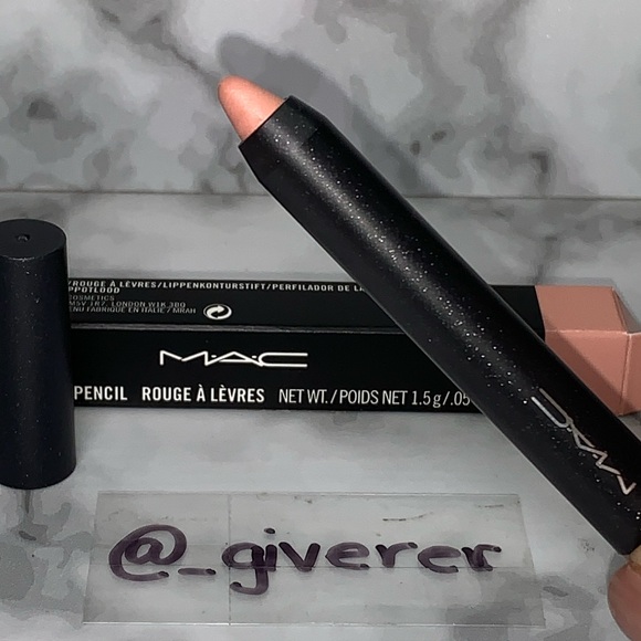 PROMISE ME VELVETEASE LIP PENCIL MAC RARE DISCONTINUED